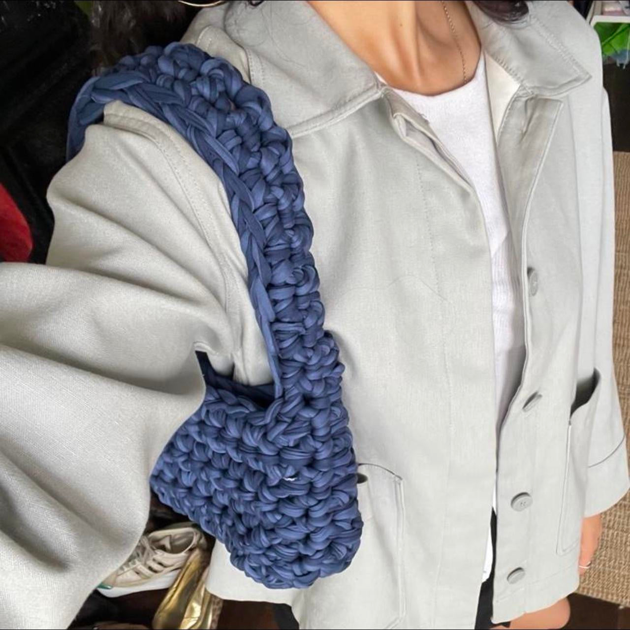 *NEW* Blueberry Shoulder