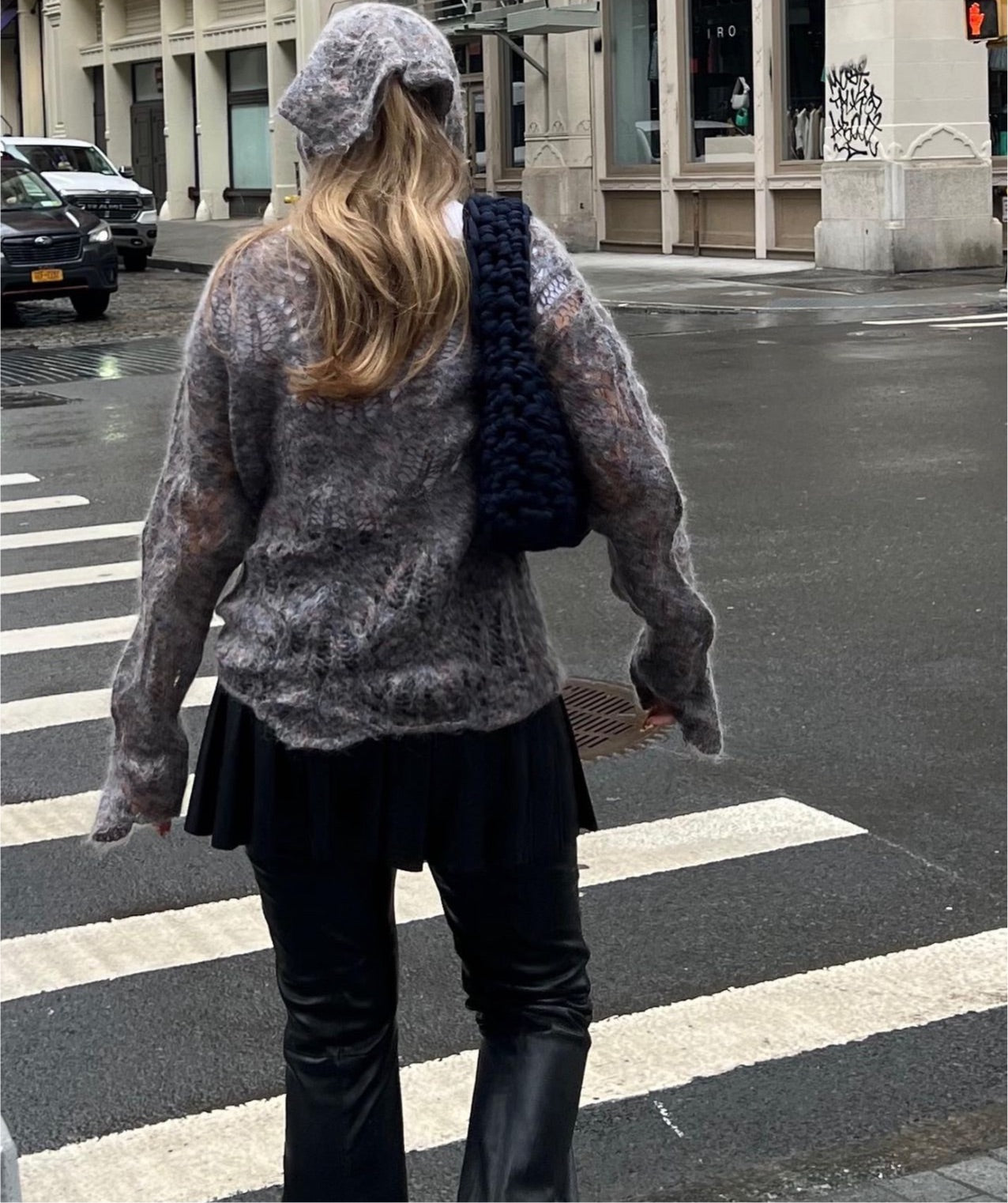 A Navy Chunky Shoulder