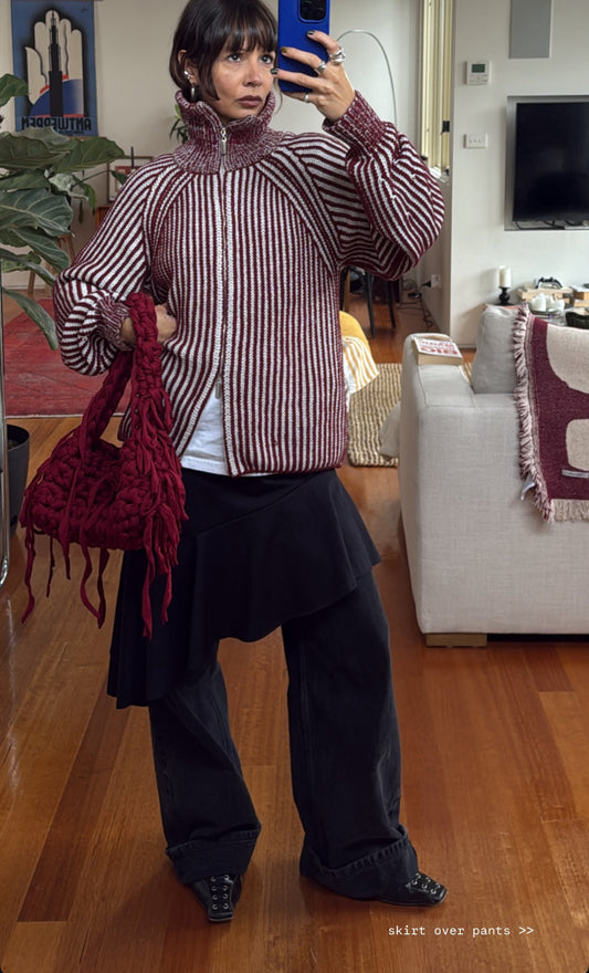 ***A Berry Fringe Shoulder