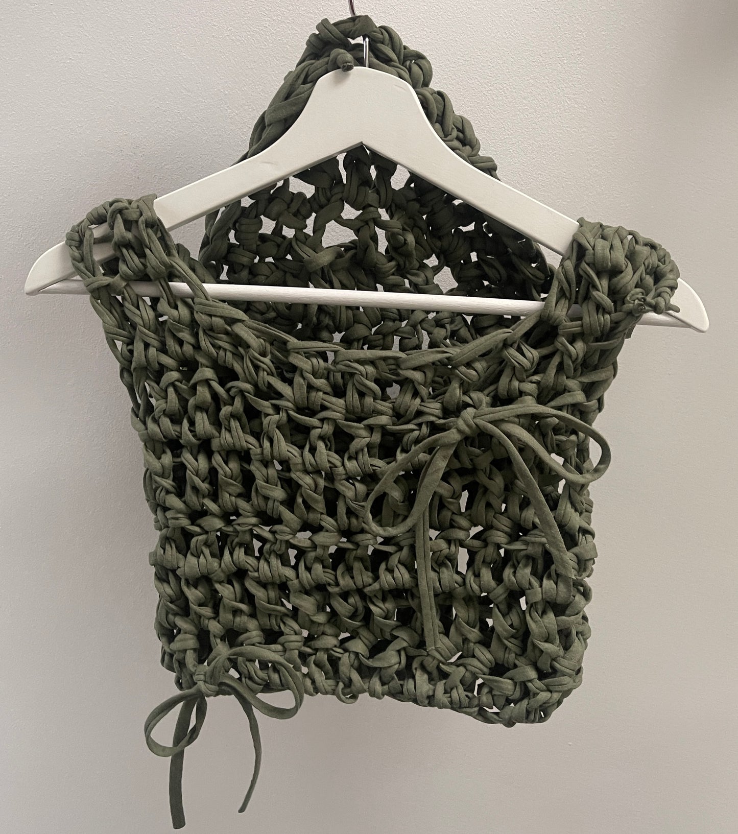 **A Khaki / charcoal Ribbon Set