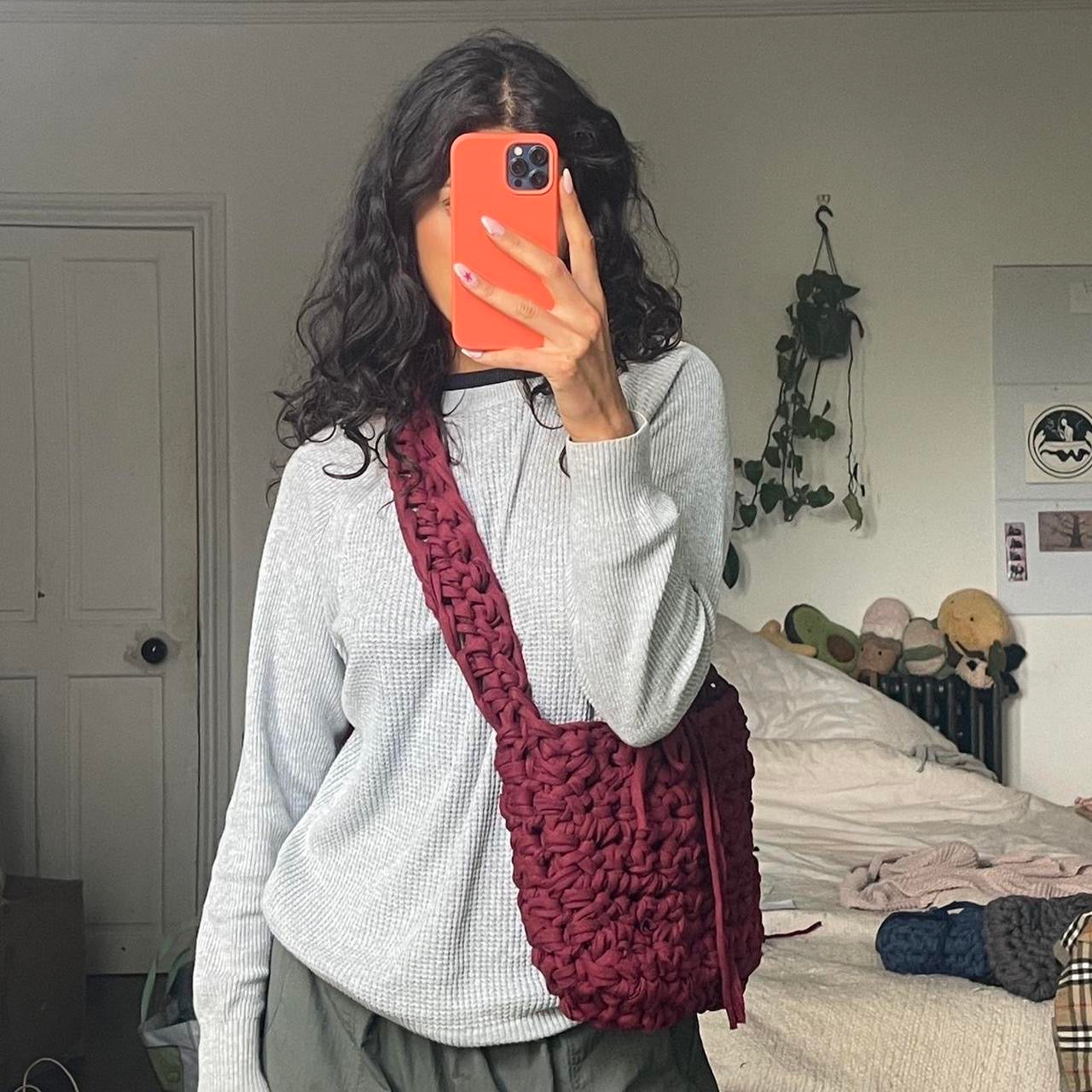 10 Burgundy Oversized Sling