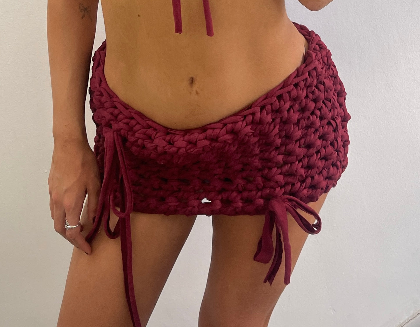 01 Burgundy Ribbon Mini Skirt